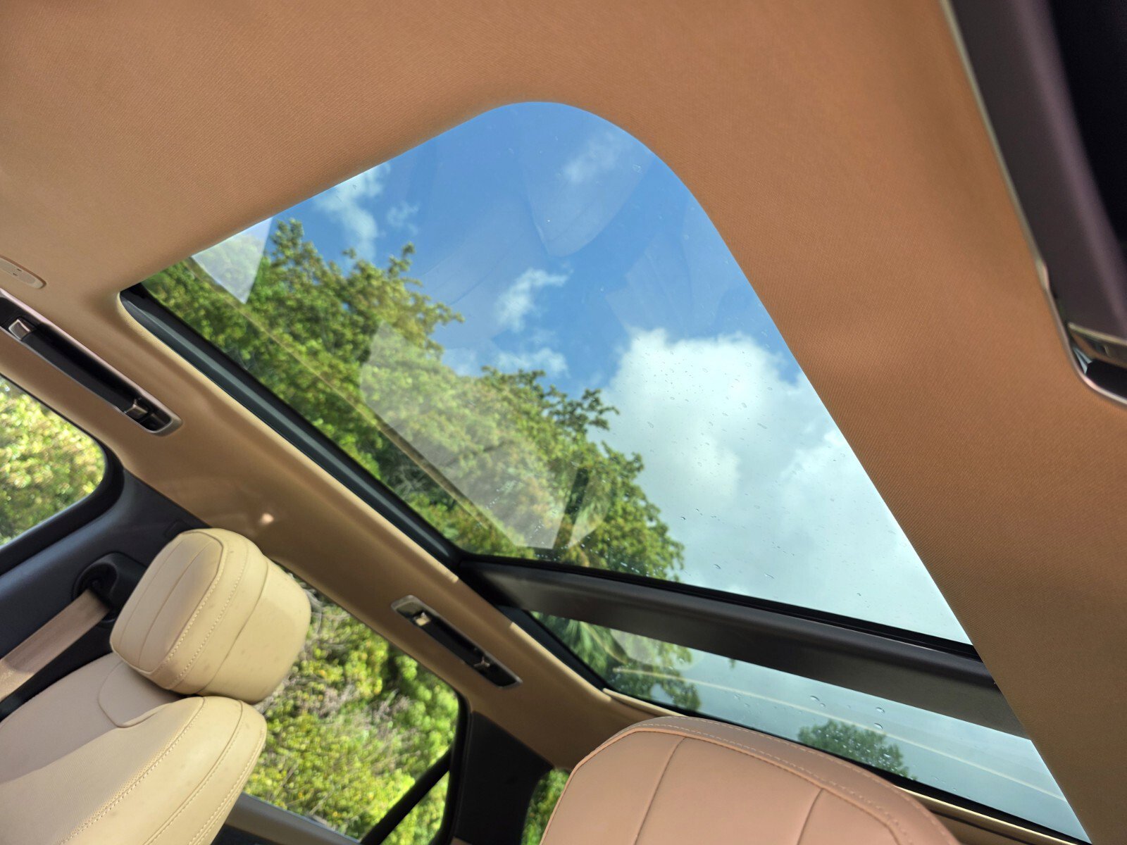 Certified 2023 Land Rover Range Rover Sport SE AWD/4WD image 13