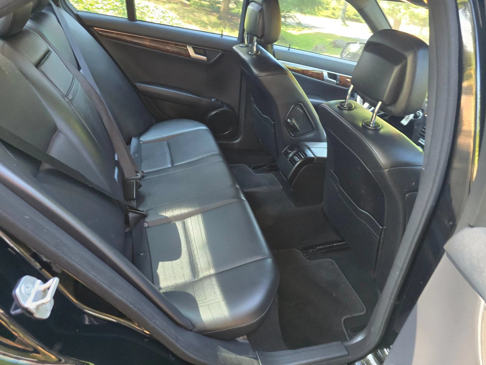 Used 2013 Mercedes-Benz C 300 4MATIC Sedan image 15