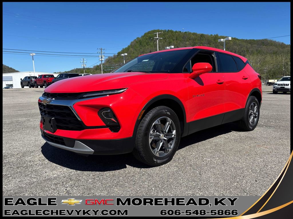 Used 2025 Chevrolet Blazer LT AWD/4WD video 1