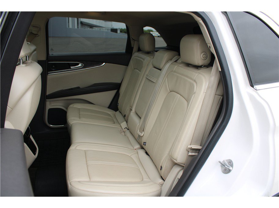 Used 2016 Lincoln MKX Reserve w/ Technology Package AWD/4WD image 15