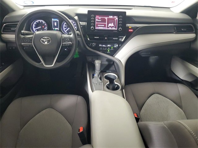 Used 2022 Toyota Camry LE image 13