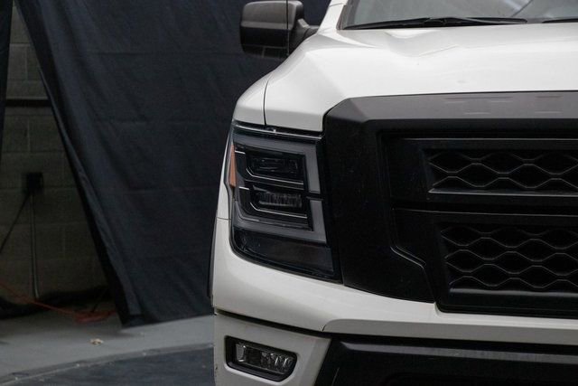 Used 2021 Nissan Titan PRO-4X w/ Off Road Protection Package image 6