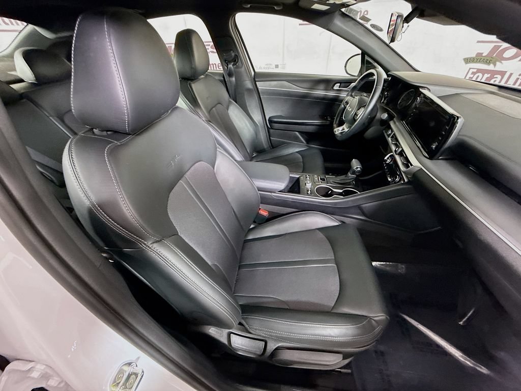 Certified 2023 Kia K5 GT-Line AWD/4WD image 32