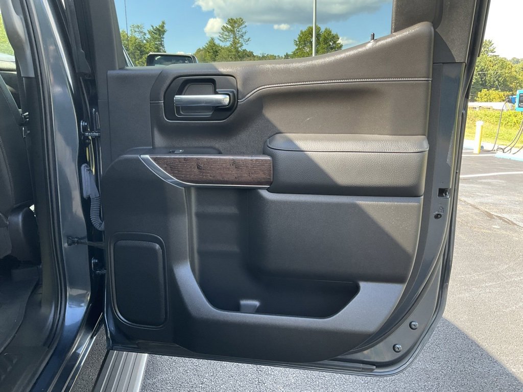 Used 2021 GMC Sierra 1500 Denali w/ Denali Premium Package image 16