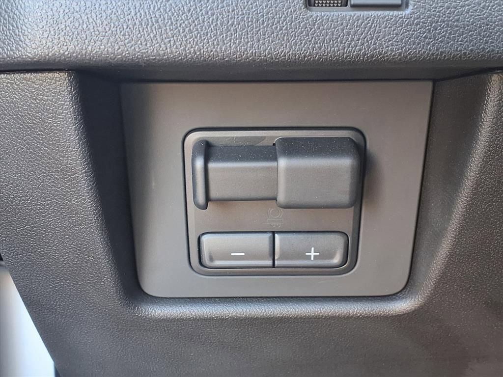 Certified 2025 GMC Canyon AT4 w/ AT4X AEV Edition image 9