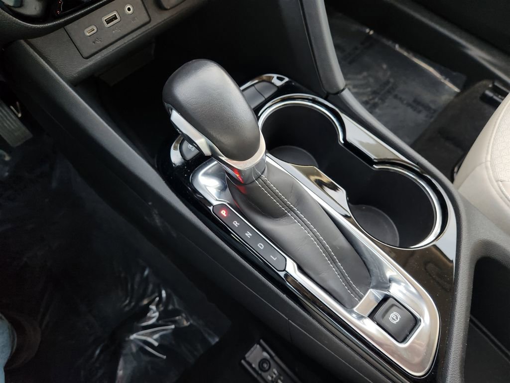 Used 2023 Buick Encore GX Select image 21