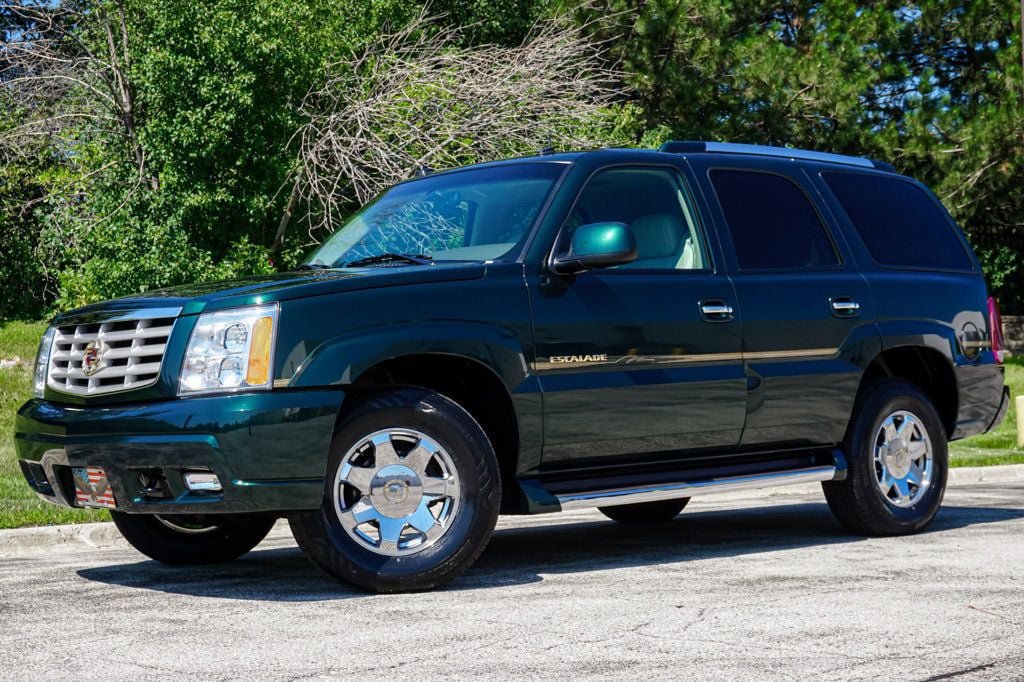 Used 2003 Cadillac Escalade AWD image 1