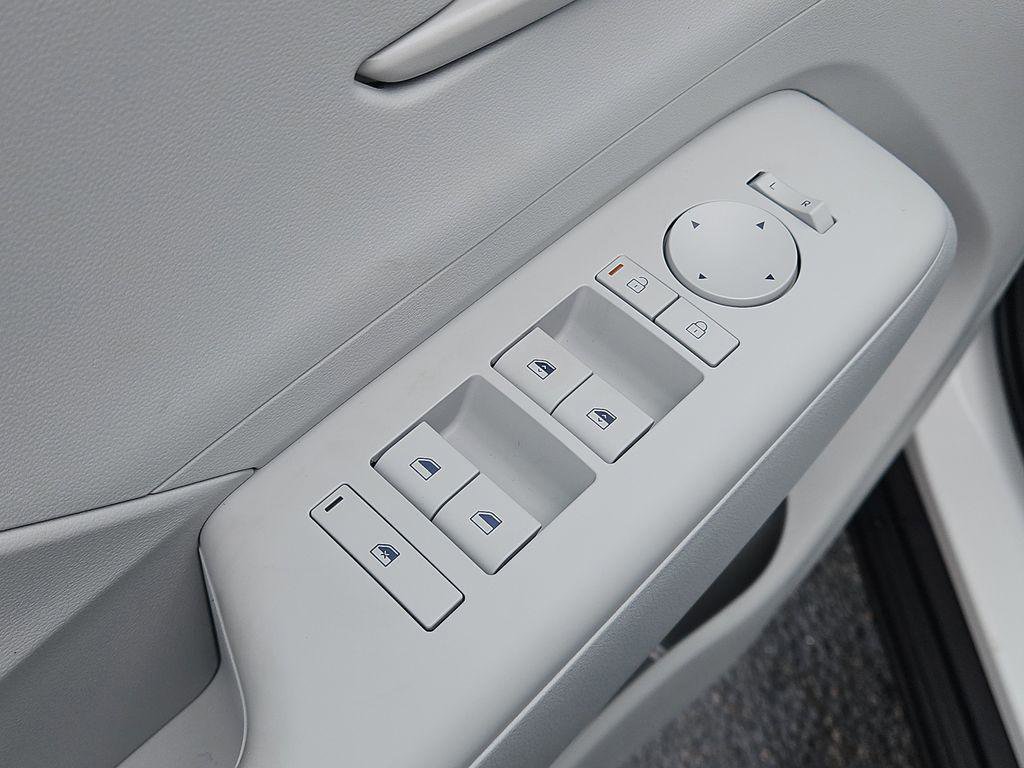 New 2026 Hyundai Kona SEL Sport image 14