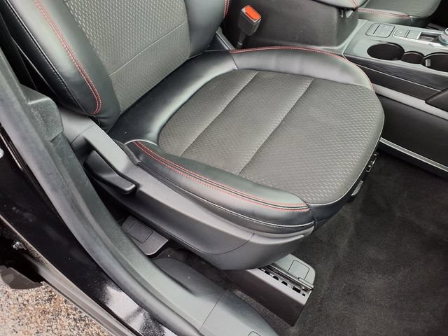 Used 2025 Ford Escape ST-Line AWD/4WD image 82