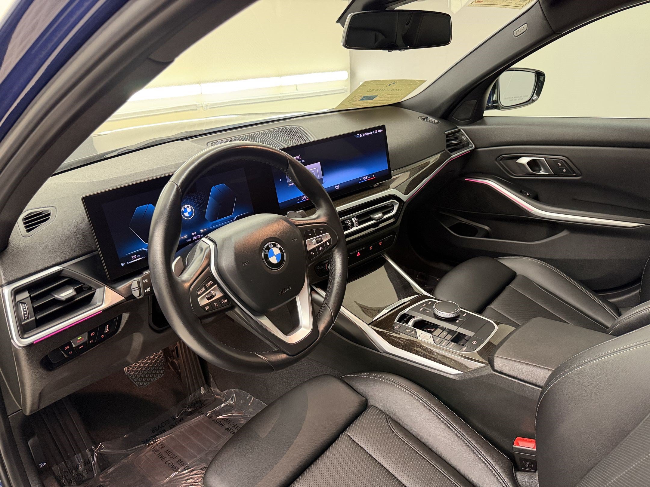Certified 2024 BMW 330i Sedan w/ Convenience Package RWD image 4