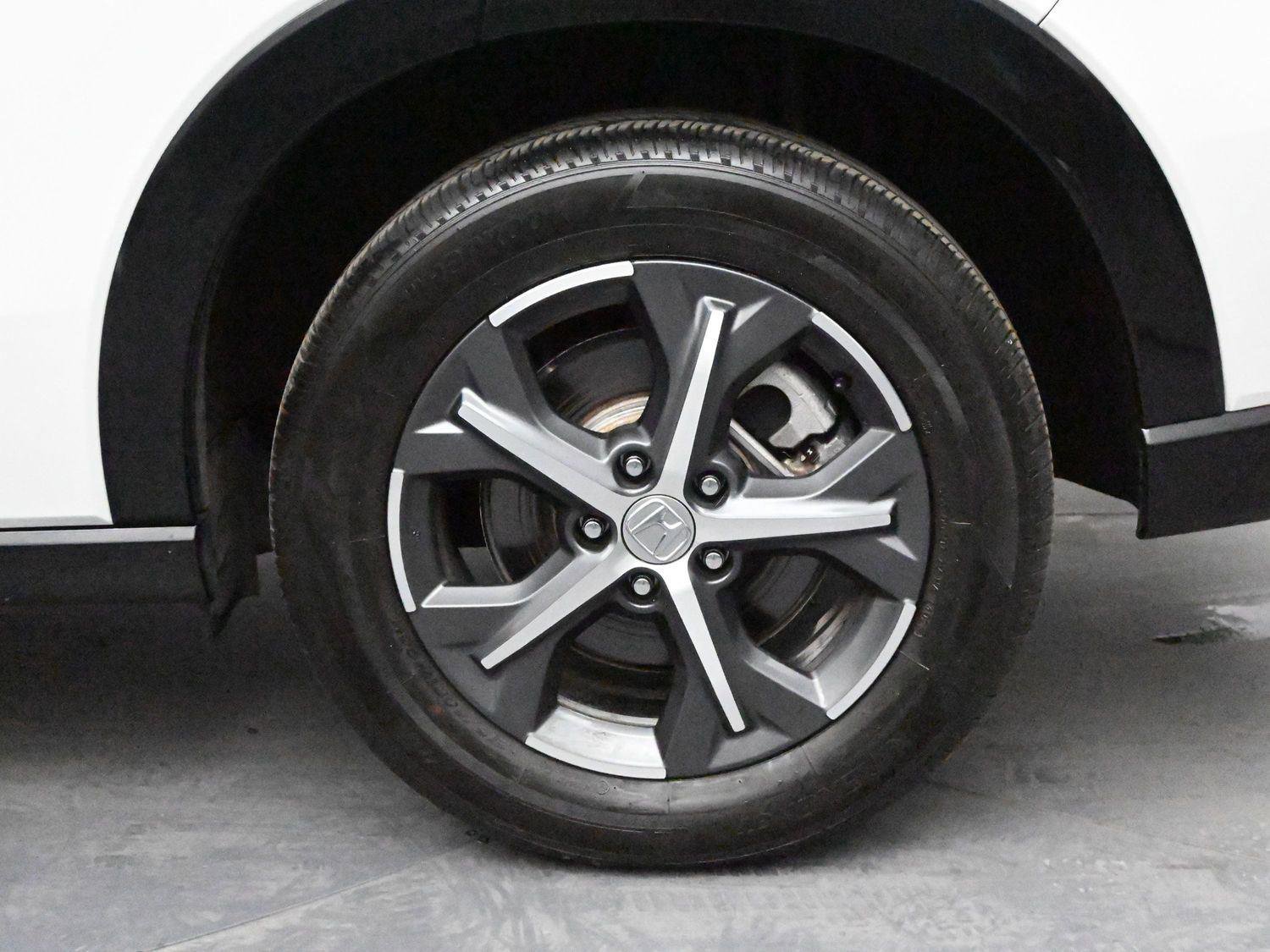 Used 2024 Honda HR-V EX-L image 13
