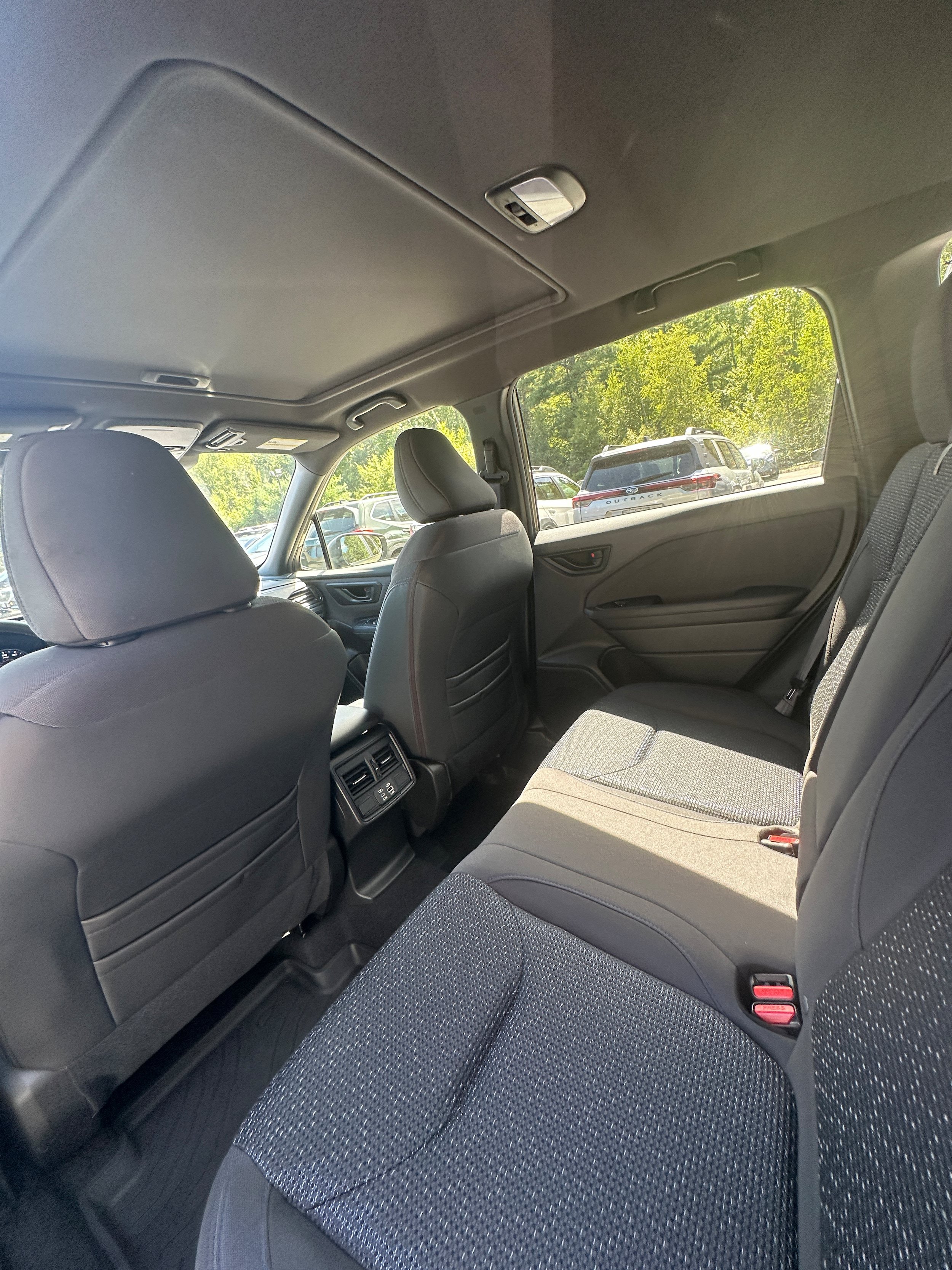 Used 2025 Subaru Forester Premium AWD/4WD image 16