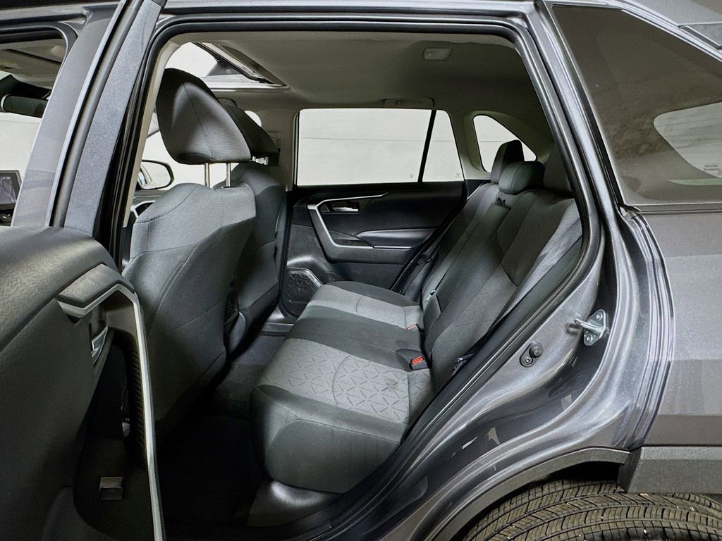 Used 2025 Toyota RAV4 XLE w/ Convenience Package FWD image 22