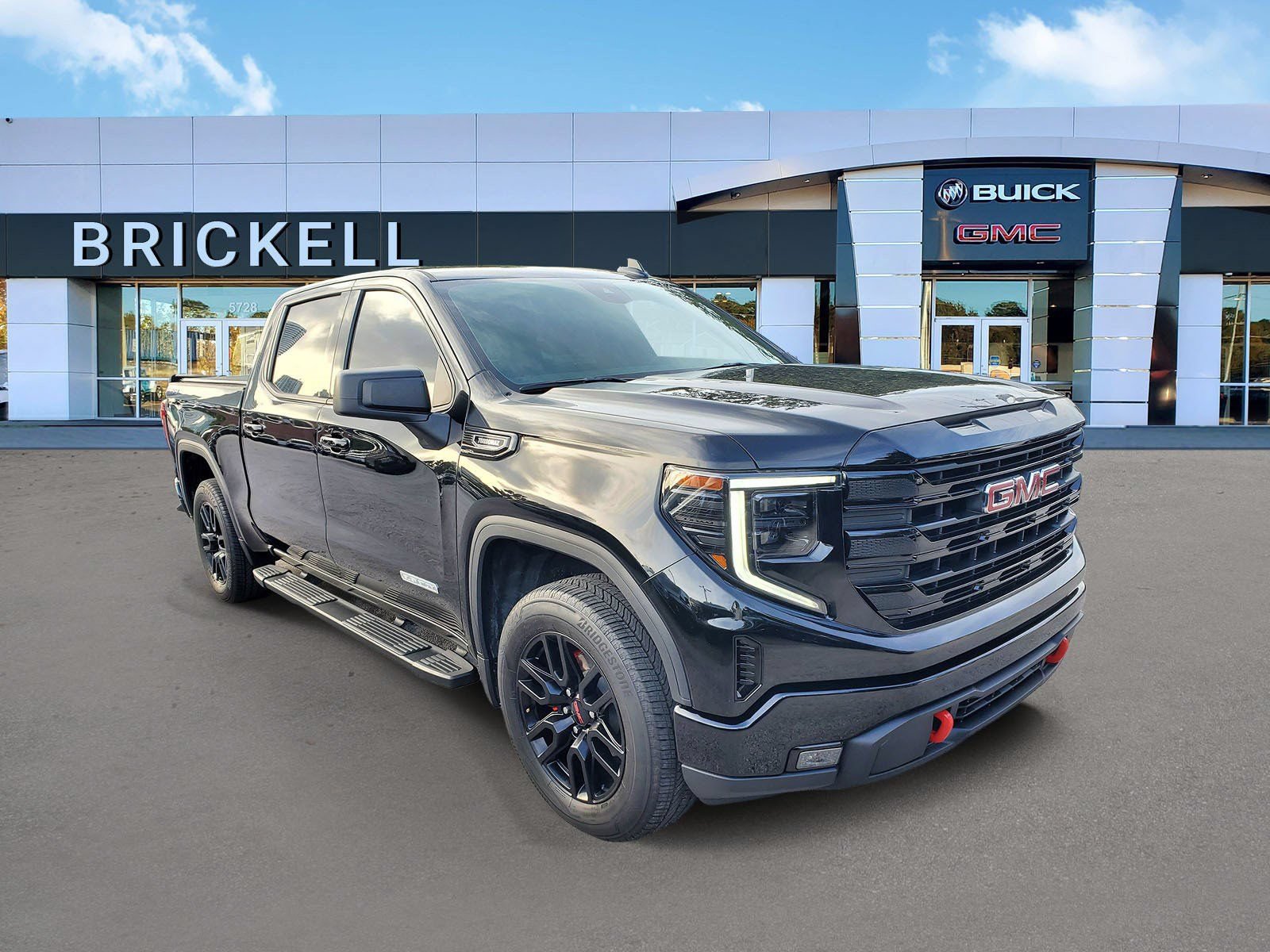 Used 2026 GMC Sierra 1500 Elevation AWD/4WD image 2