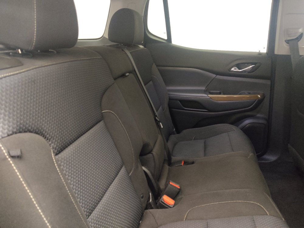 Used 2020 GMC Acadia SLE w/ Driver Convenience Package FWD image 19