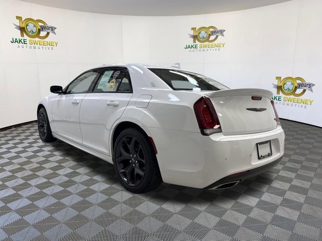 Used 2023 Chrysler 300 S w/ Comfort Group image 7