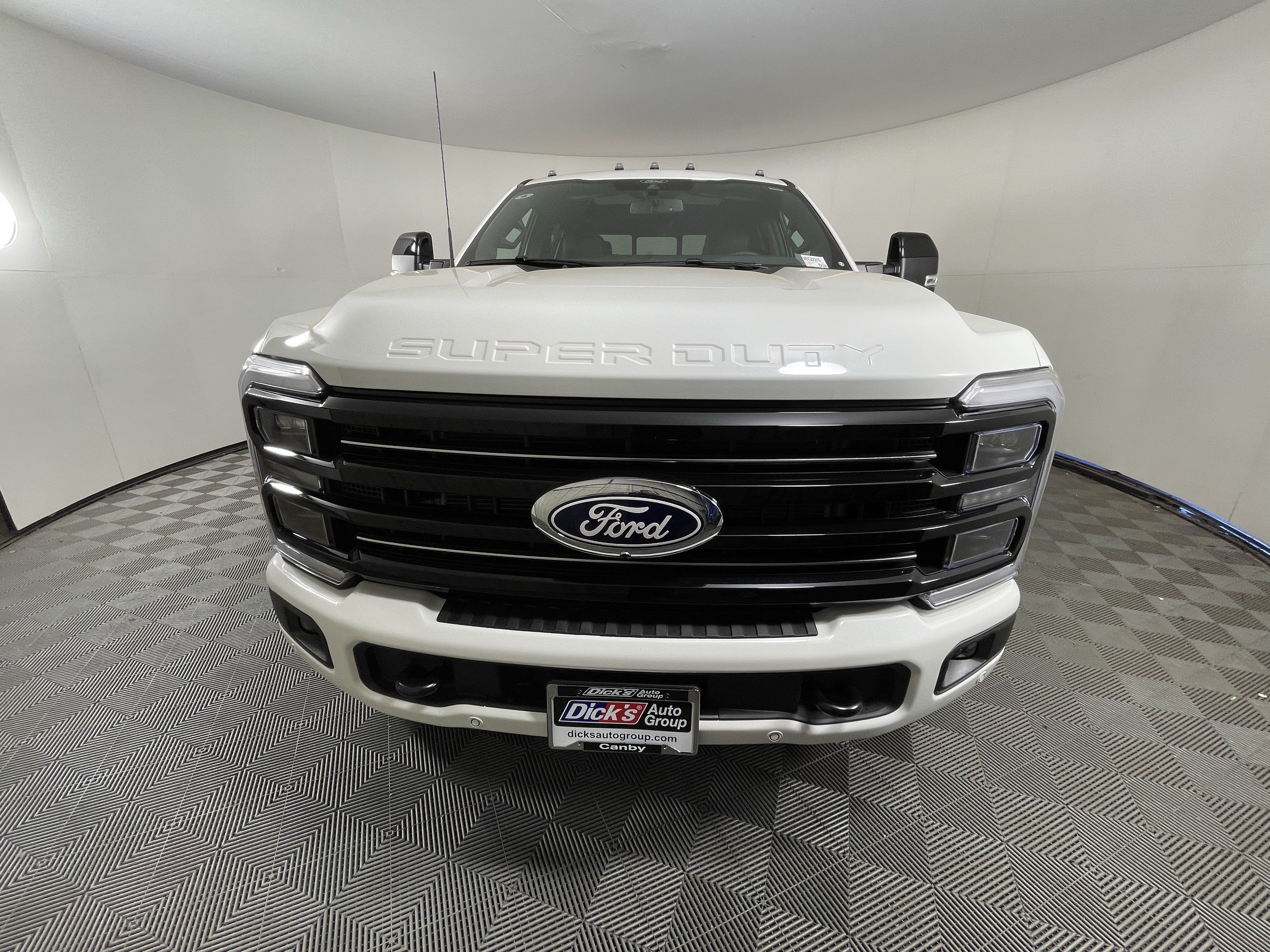 New 2027 Ford F350 Platinum w/ Tremor Off-Road Package AWD/4WD image 7