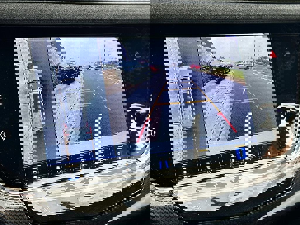 New 2025 Cadillac XT6 Sport w/ Platinum Package image 12