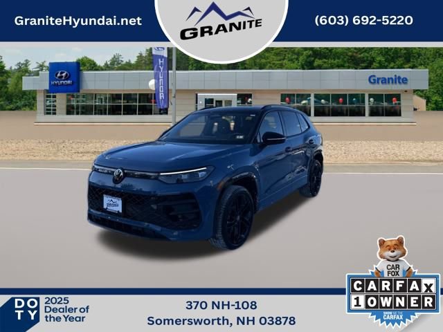 Used 2025 Volkswagen Tiguan SE R-Line