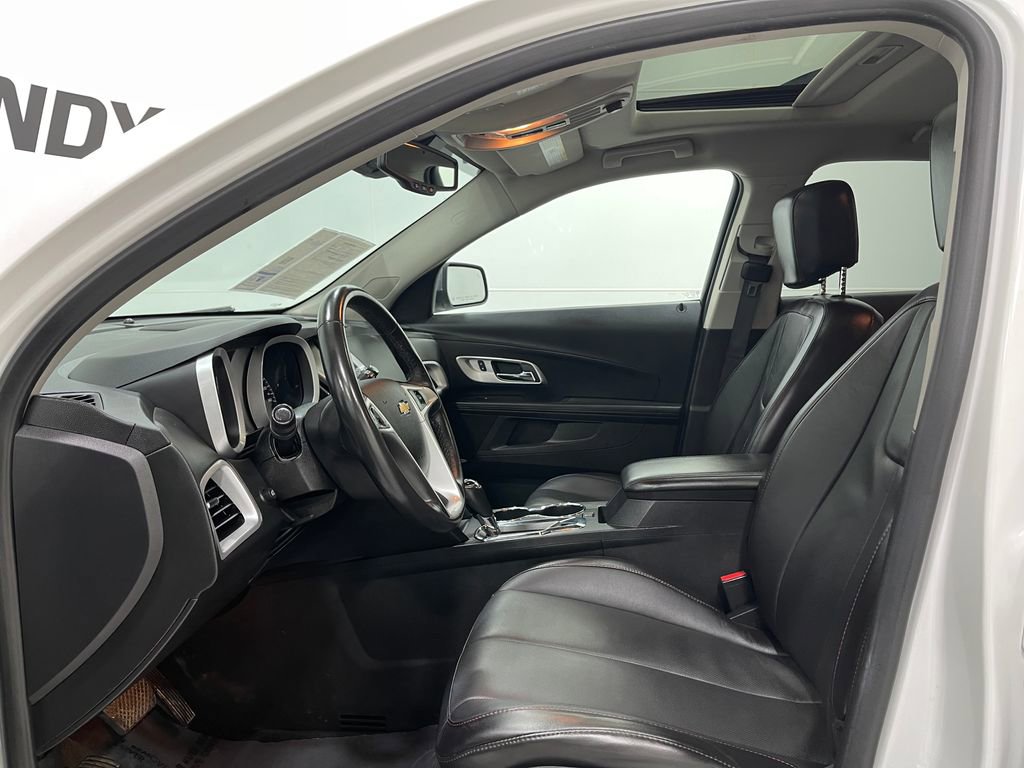 Used 2016 Chevrolet Equinox LTZ w/ Enhanced Convenience Package image 13
