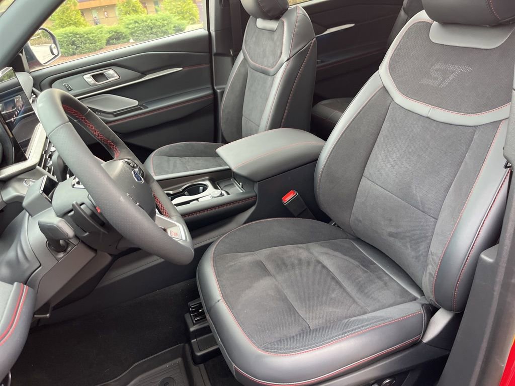 Used 2026 Ford Explorer ST w/ Sun And Sound Package image 7