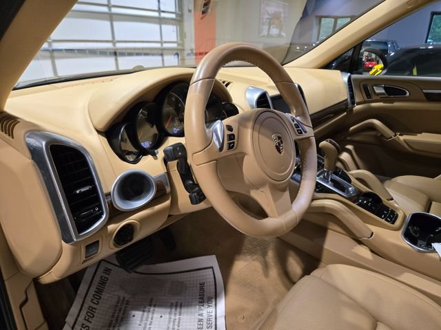Used 2012 Porsche Cayenne AWD/4WD image 19