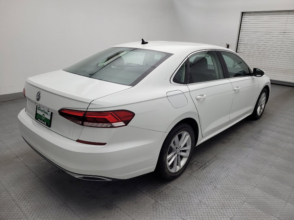 Used 2020 Volkswagen Passat 2.0T SE FWD image 9
