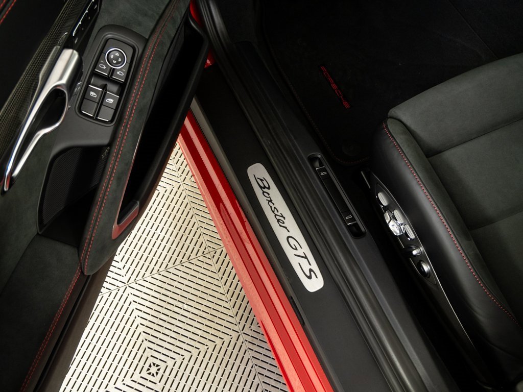 New 2025 Porsche 718 Boxster GTS image 8