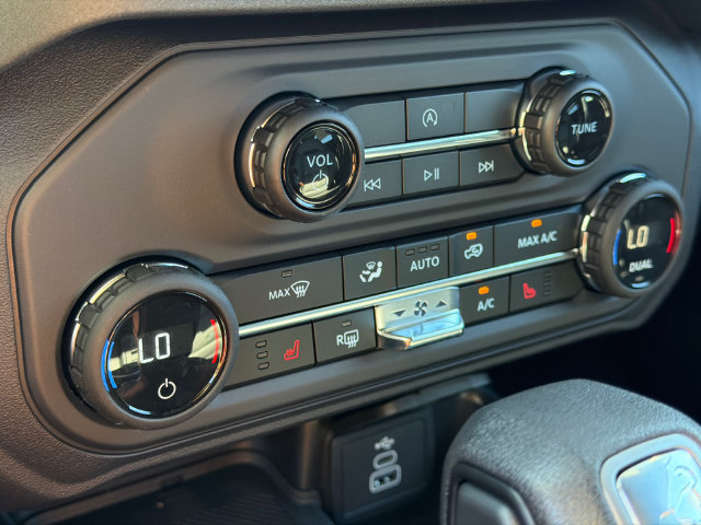 New 2026 Ford Bronco Big Bend AWD/4WD image 25