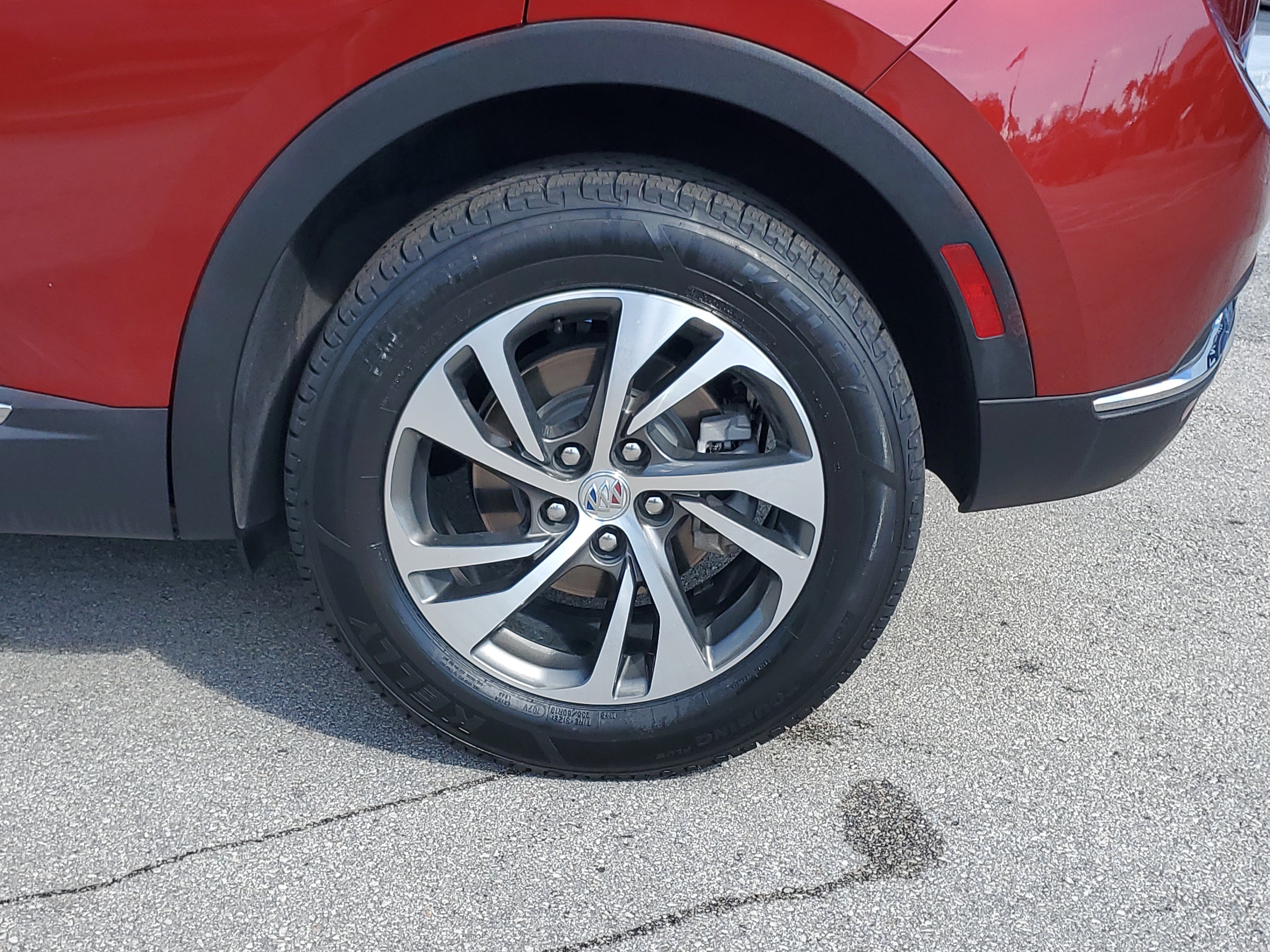 Used 2023 Buick Envision Essence image 34