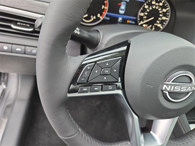 New 2025 Nissan Altima 2.5 SL image 9