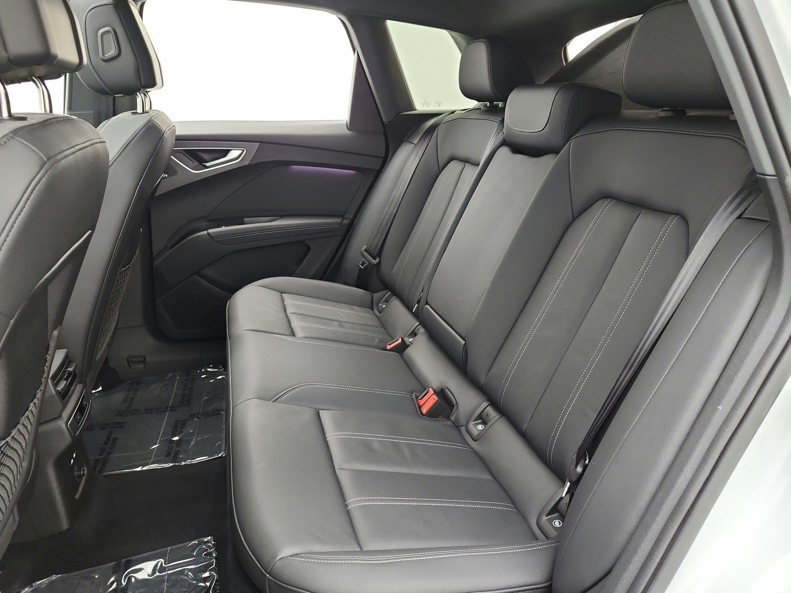 Used 2023 Audi Q4 e-tron Premium Plus w/ Premium Plus AWD/4WD image 16