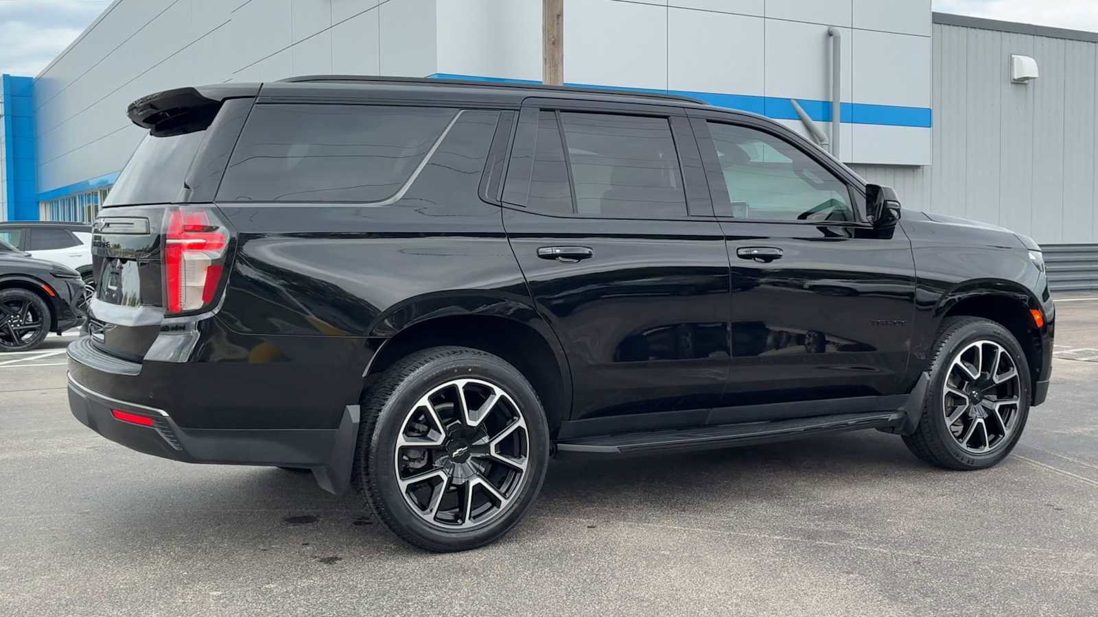 Certified 2021 Chevrolet Tahoe RST image 2