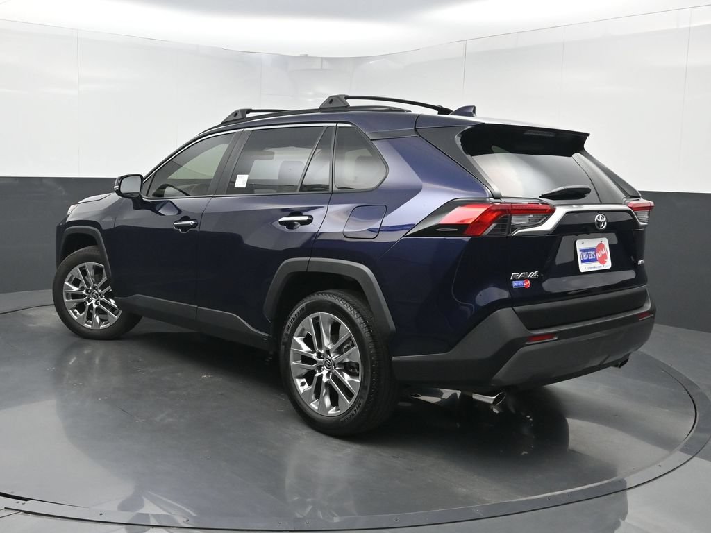 Used 2020 Toyota RAV4 Limited FWD image 23