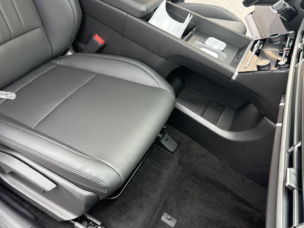 New 2027 Hyundai Santa Fe SEL FWD image 35
