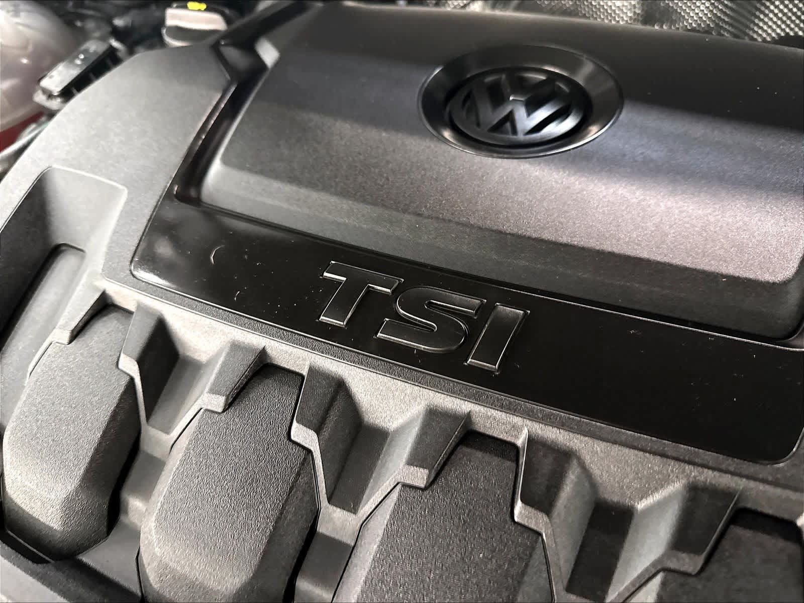 Used 2024 Volkswagen Tiguan Wolfsburg Edition AWD/4WD image 34
