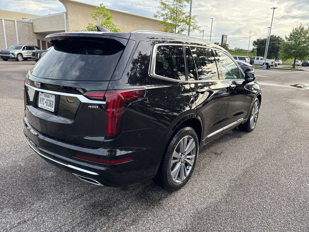 Used 2025 Cadillac XT6 Premium Luxury FWD image 5