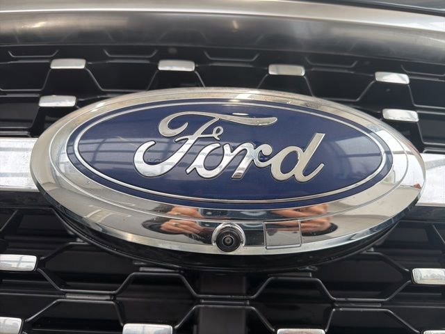 Used 2022 Ford F150 Platinum w/ Equipment Group 701A High AWD/4WD image 3