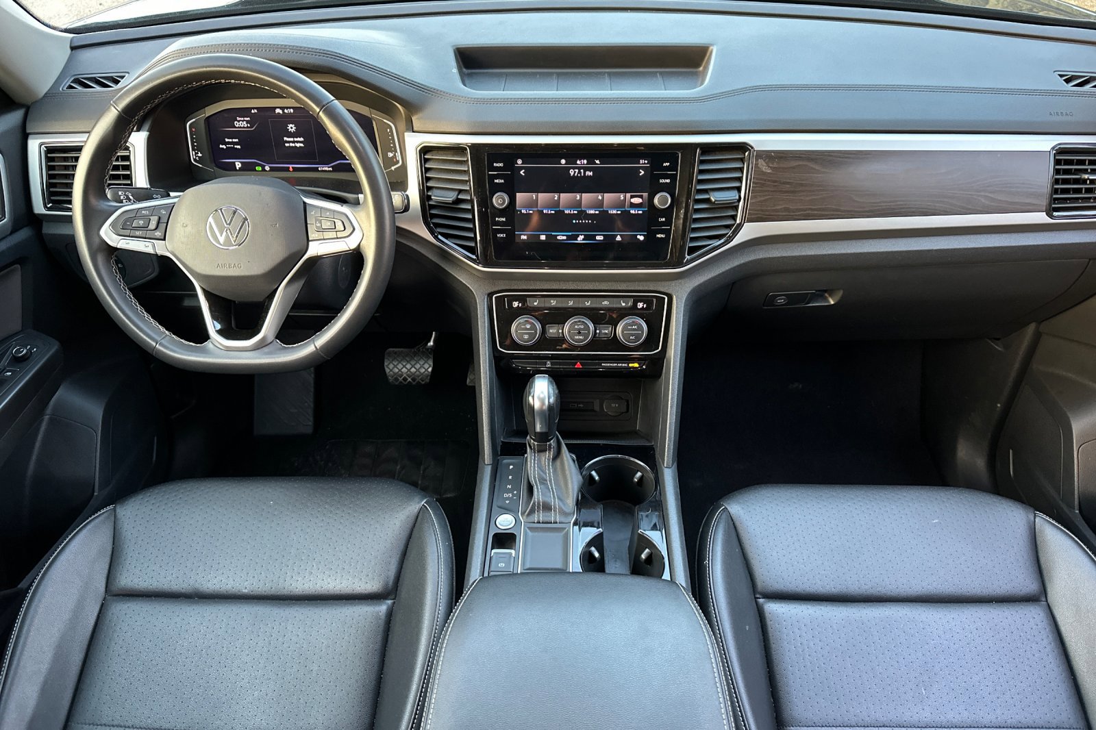 Certified 2022 Volkswagen Atlas SE image 13