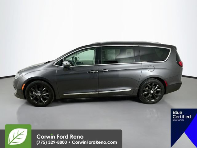 Used 2017 Chrysler Pacifica Limited FWD image 5