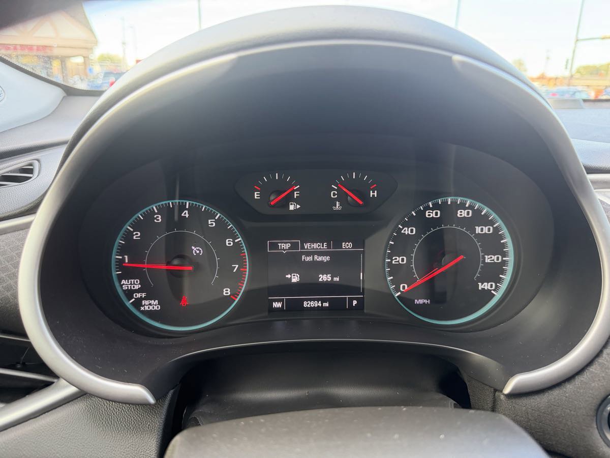 Used 2022 Chevrolet Malibu LT image 24