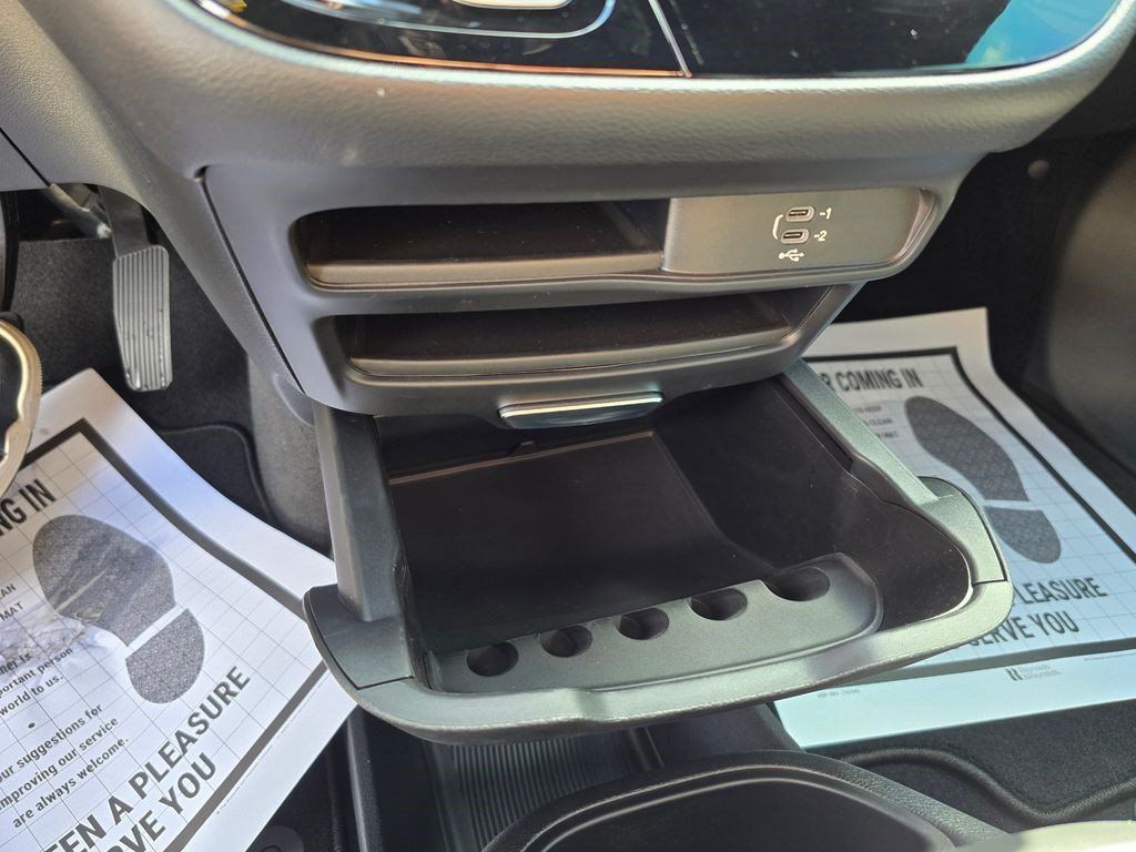 New 2026 Chrysler Voyager LX FWD image 23