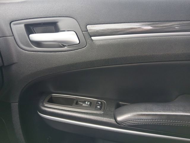 Used 2022 Chrysler 300 Touring L image 20