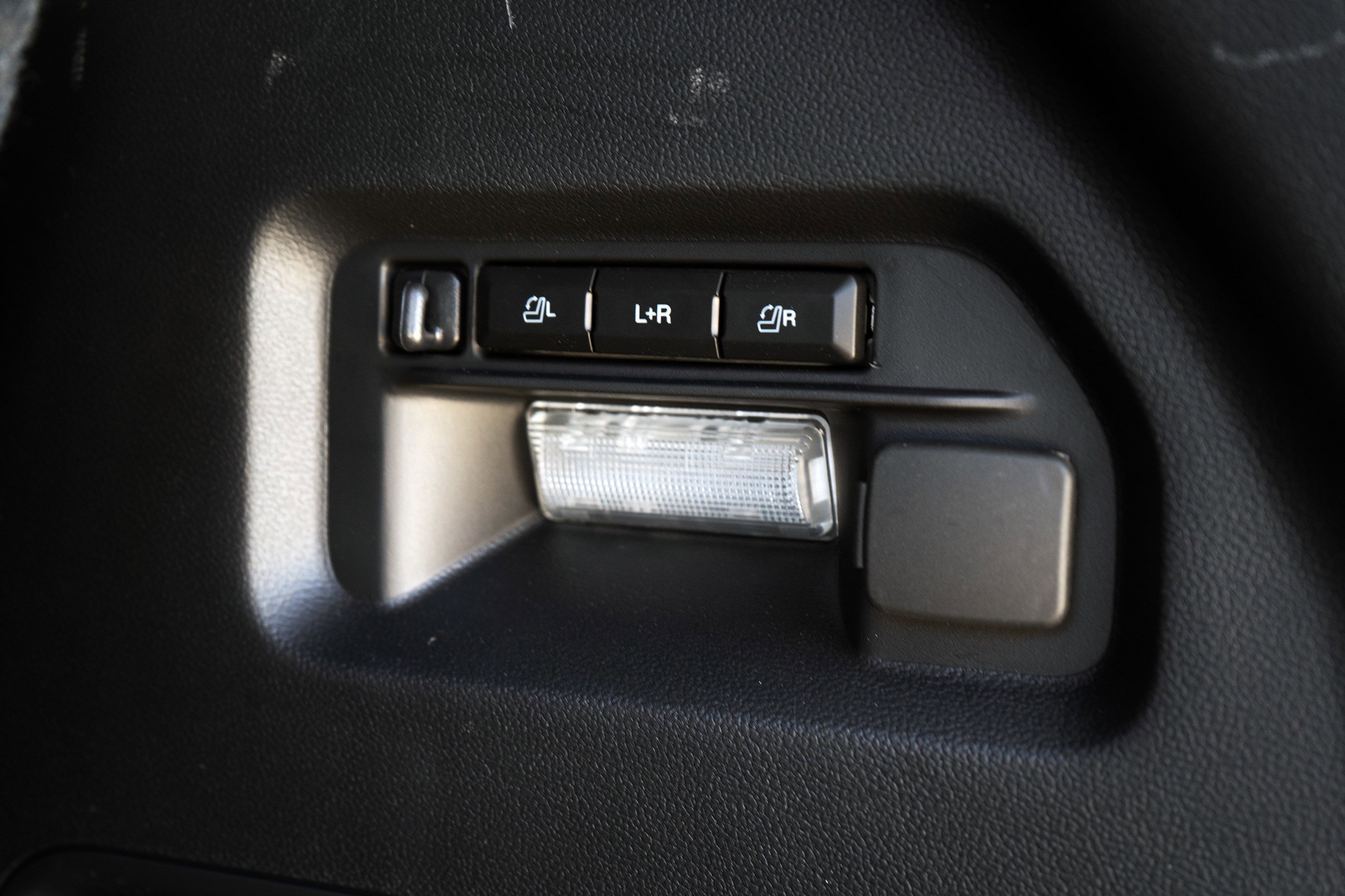 Used 2026 Ford Explorer ST image 41