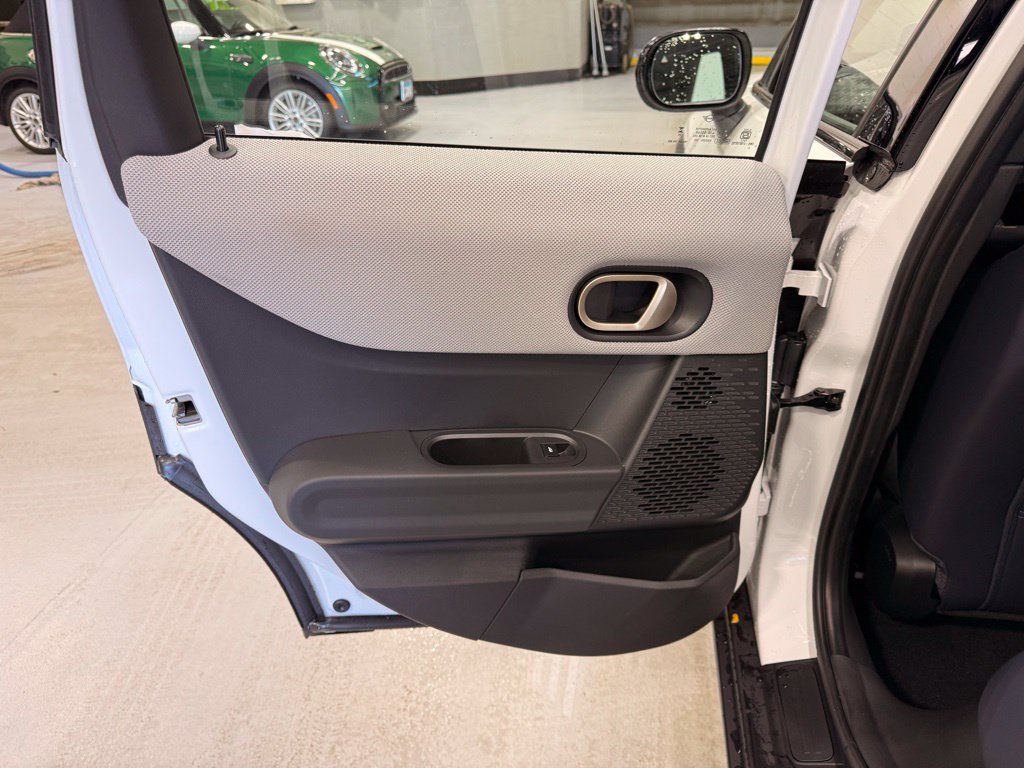 Certified 2026 MINI Cooper 4-Door Hardtop FWD image 19
