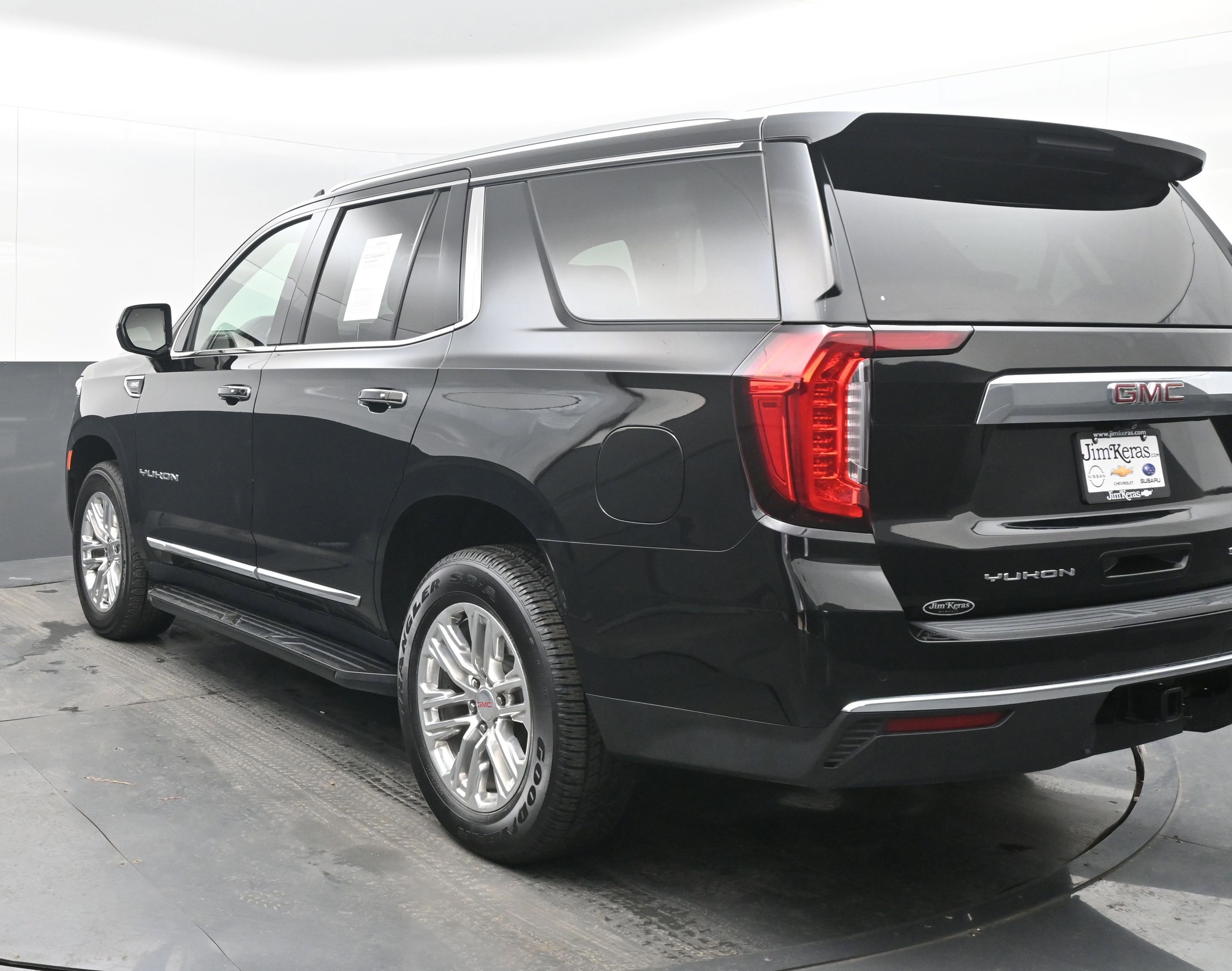 Used 2022 GMC Yukon SLT image 8