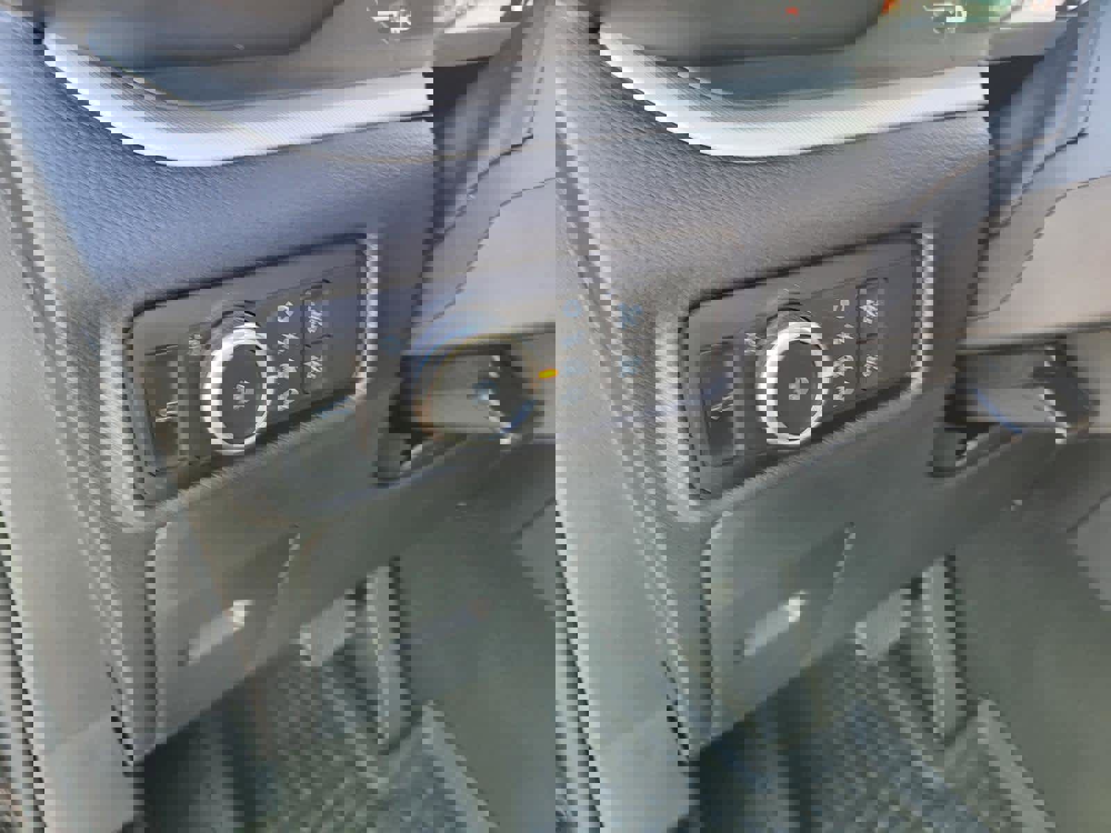 Used 2023 Ford Explorer XLT w/ Equipment Group 202A image 18