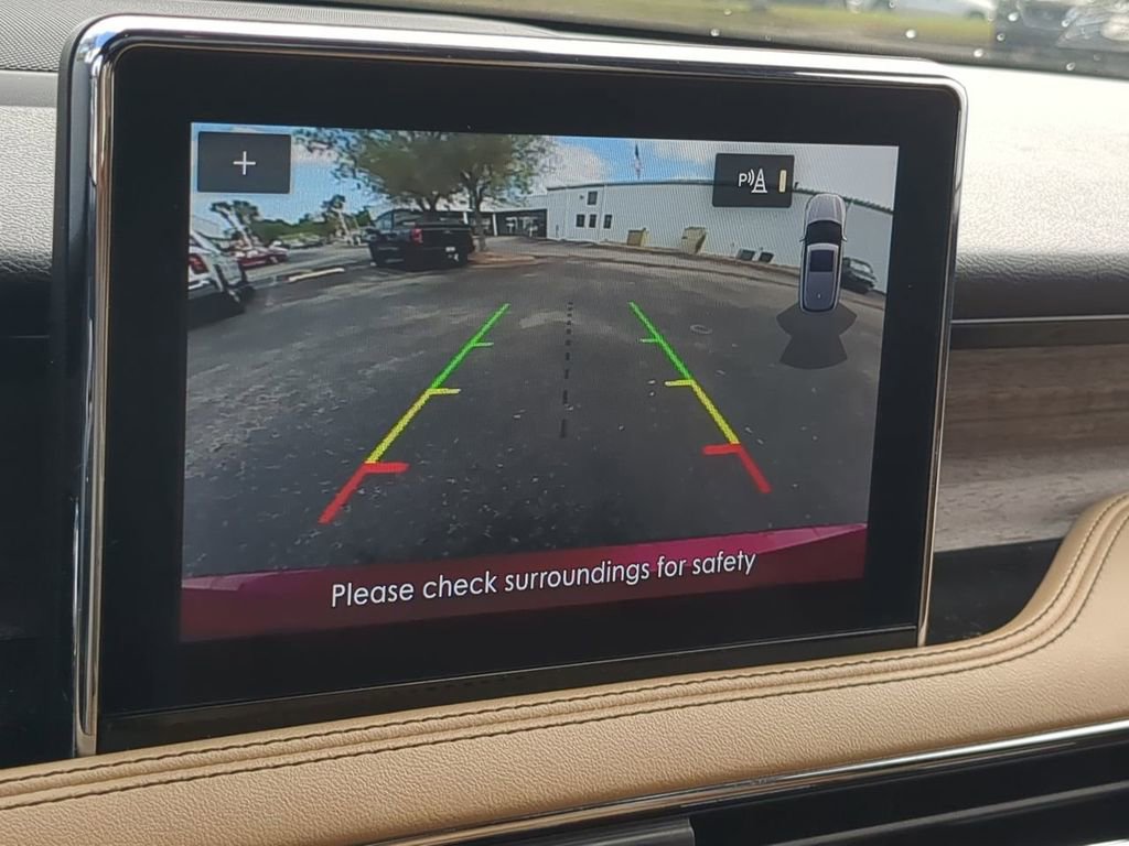 Used 2020 Lincoln Corsair Reserve image 21