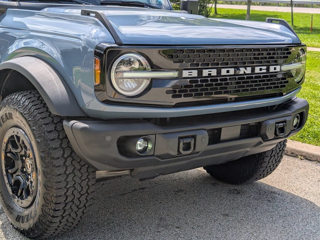 Used 2025 Ford Bronco Badlands AWD/4WD image 16