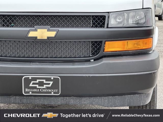New 2026 Chevrolet Express 2500 w/ Driver Convenience Package RWD image 8